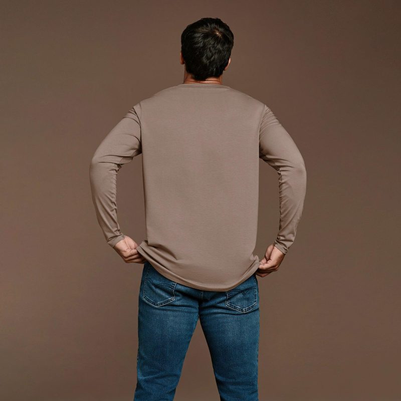 NUD024 M002 Men s Long Sleeve Curved Hem Mocha Mocha B