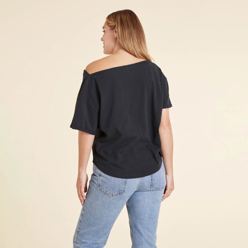 NUD1000 W 028 OFF THE SHOULDER TSHIRT BLACK OF Back Crop 1