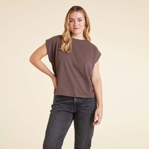 NUD1022 W 030 MUSCLE TEE COFFEE OF Front Crop 1 18f471c0 7bef 4780 a568 fd583488785e