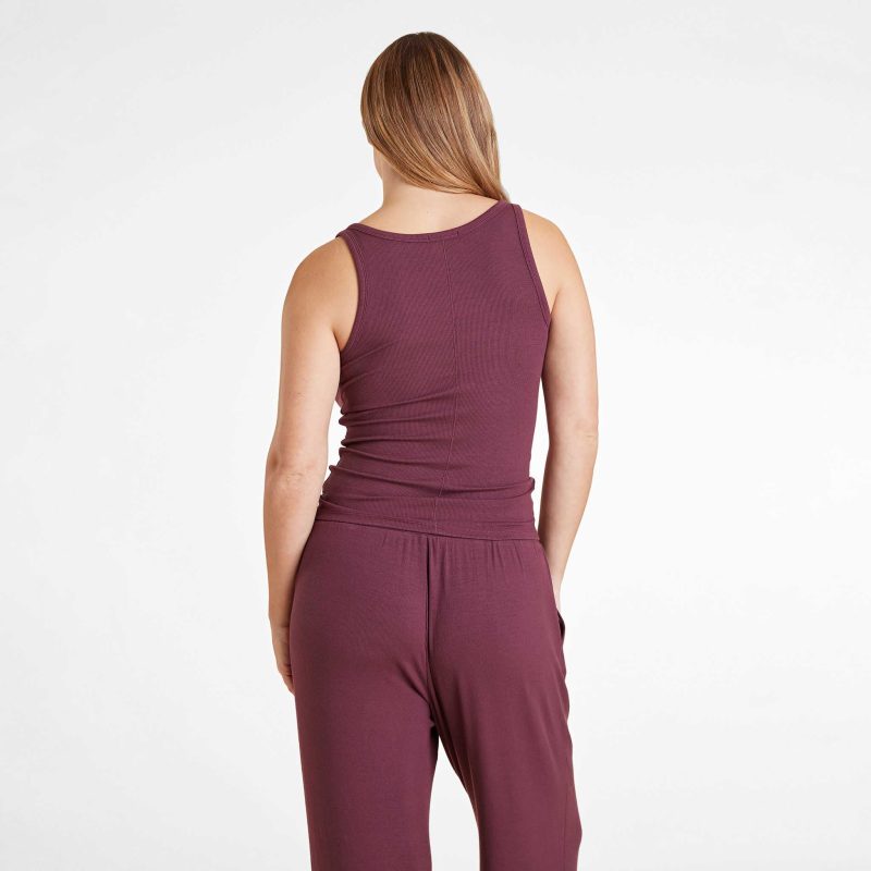 NUD1031 W 133 Slinky Tank MERLOT OM Back Crop 1