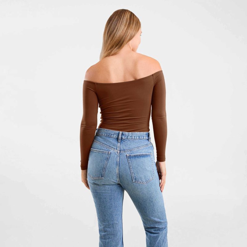 NUD544 W 036 Off The Shoulder Bodysuit Chocolate OF Back Crop 1 f2d445f5 e699 457b 969e 0da449f67520