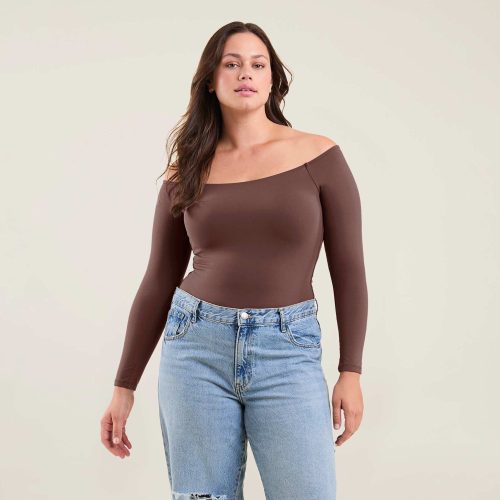 NUD545 W 036 Off The Shoulder Bodysuit Coffee OF Front Crop 1 7a424d7e 40b9 4648 b8c7 293e9f8809df