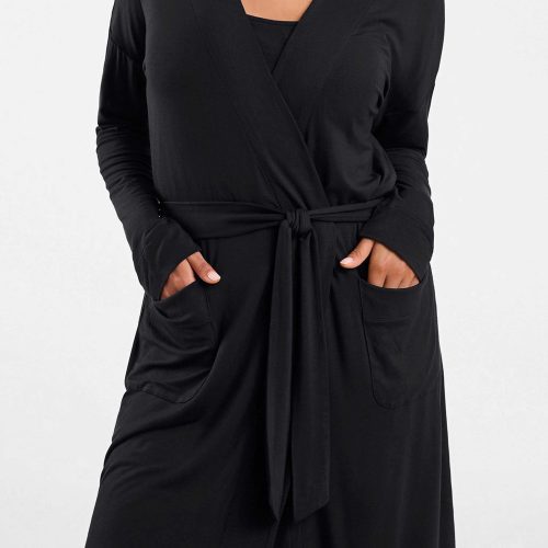 NUD569 W 052 LOUNG ROBE Black OF Alt Crop 1 5cab14b4 992e 404f 9bf6 539999bf154e