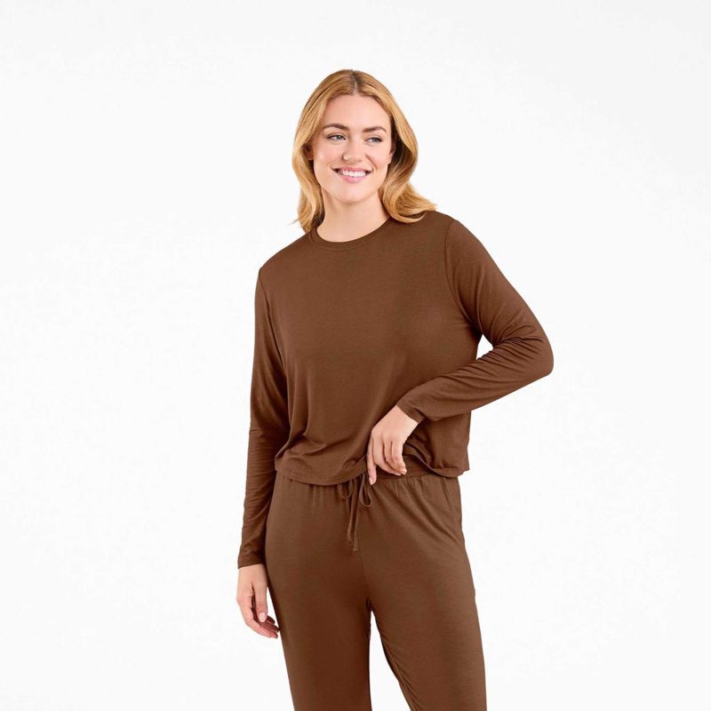 NUD598 WS 054 055 The Pajama Jogger Set Chocolate OF Front Crop 1 d1ae7a28 ce21 45f2 b710 7e841cc4bbb4