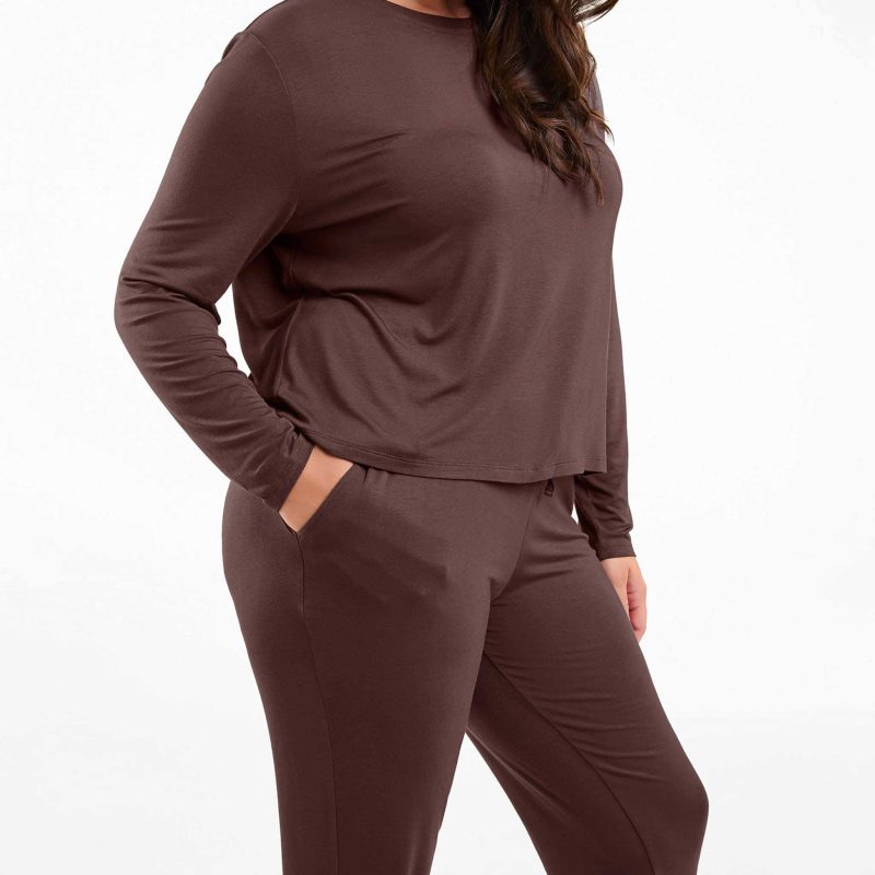 NUD600 WS 054 055 The Pajama Jogger Set Coffee OF Alt Crop 1 f2640f90 ed1f 47db b066 a05ef4a23fb0