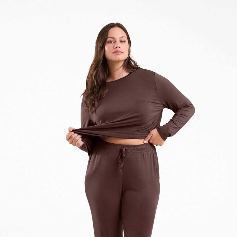 NUD600 WS 054 055 The Pajama Jogger Set Coffee OF Front Crop 1 c2e327cd f7c0 49dd 96c3 8d2630ec7e00