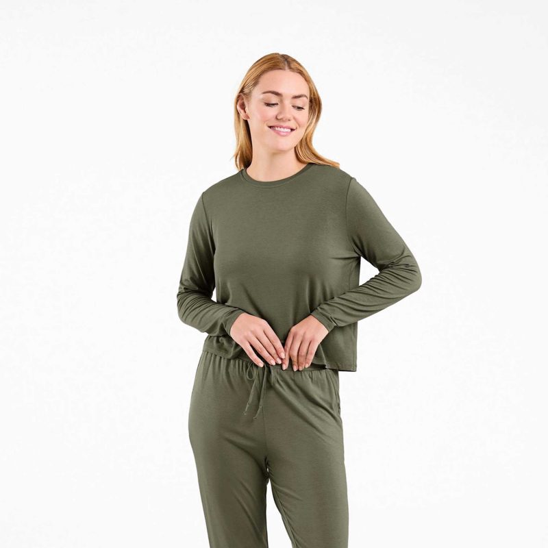 NUD601 WS 054 055 The Pajama Jogger Set Dark Olive OF Front Crop 1 edea8a1c bdec 4872 ba3e 964391fce78a