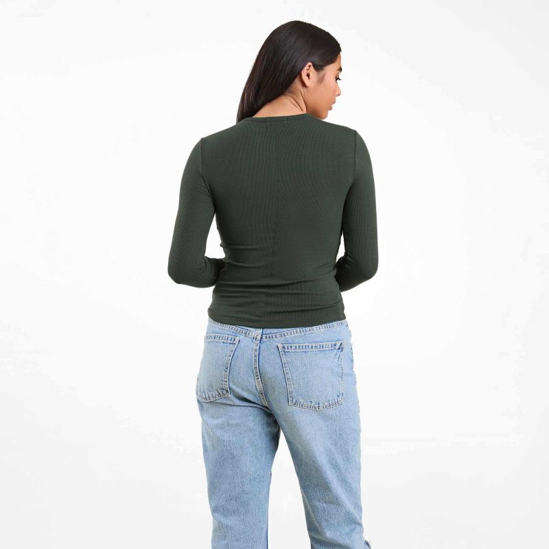 NUD631 W 042 SLINKY RIB EVERGREEN OF Back Crop 1 26ee3674 f7ed 4384 b828 00032aeaea77