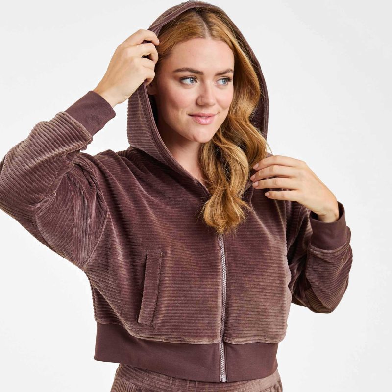 NUD671 W 060 Textured Zip Hoodie Coffee OF Alt Crop 2 ecb154ff 6fa8 41a6 8975 0be42e7db18b