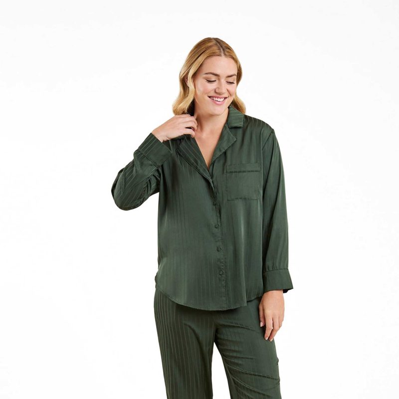 NUD678 WS 081 082 Satin Pajama Set Evergreen OF Full Front 1 51ef4662 9d7f 43b4 b383 498fd6f6b52c