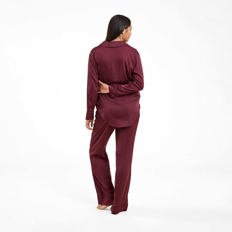 NUD679 WS 081 082 Satin Pajama Set Merlot OF Back Crop 1 3937a194 f166 4599 82b4 36fc779381fa