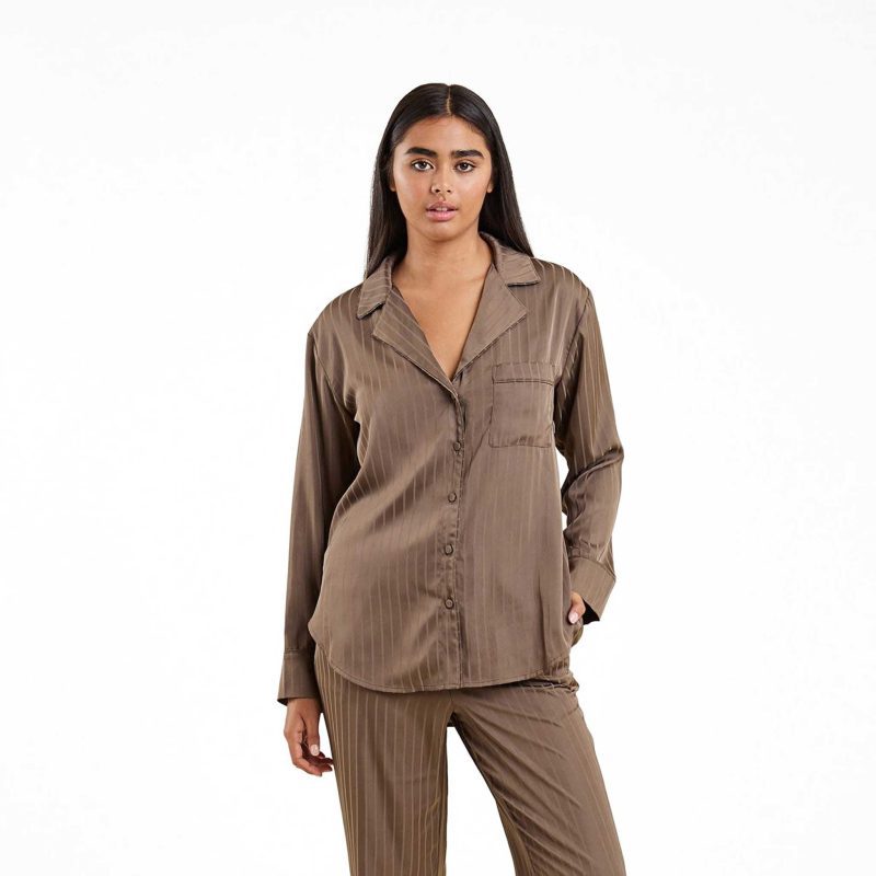 NUD680 WS 081 082 Satin Pajama Set Mocha OF Full Front 1 7d156023 041a 49a2 b038 f0c3f843a568