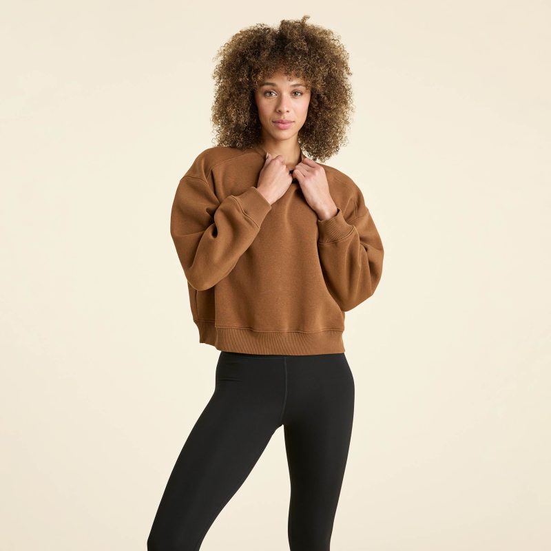 NUD729 W 109 Womens Crewneck Sweatshirt chocolate cotton OM Front Crop 1 47063fc4 6b71 4a93 a559 4f0358324911