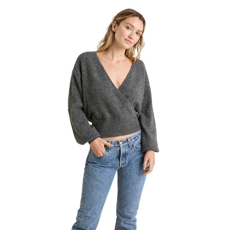 NUD749 W 187 Wrap Sweater Heather Charcoal OM Front Crop 1