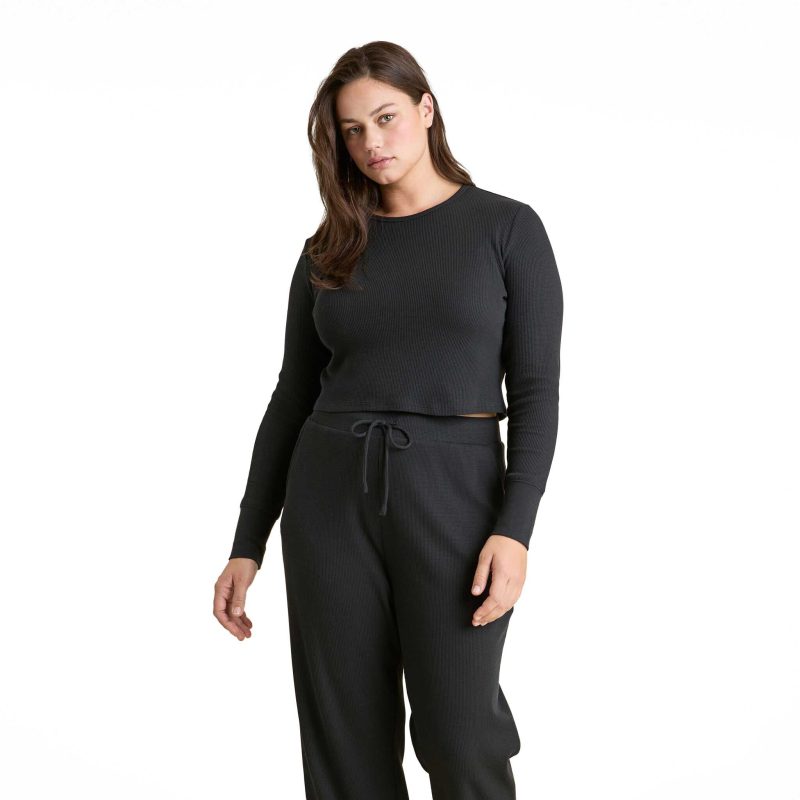 NUD756 WS 063 058 Waflle Lounge Set Black OM Front Crop 1 d8ddbddf 3dae 44b3 bae6 4c3d04ebc239