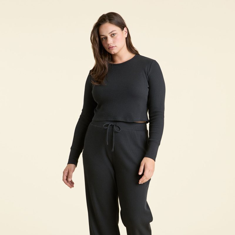 NUD756 WS 063 058 Waflle Lounge Set Black OM Front Crop 1 f8b5f69b 76ad 4952 b4ac e15ad880a263