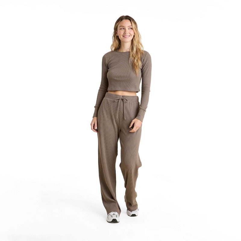 NUD760 WS 063 058 Waflle Lounge Set Mocha OM Front Crop 1 f8064db0 45f9 4add ab6b afa28379dc44