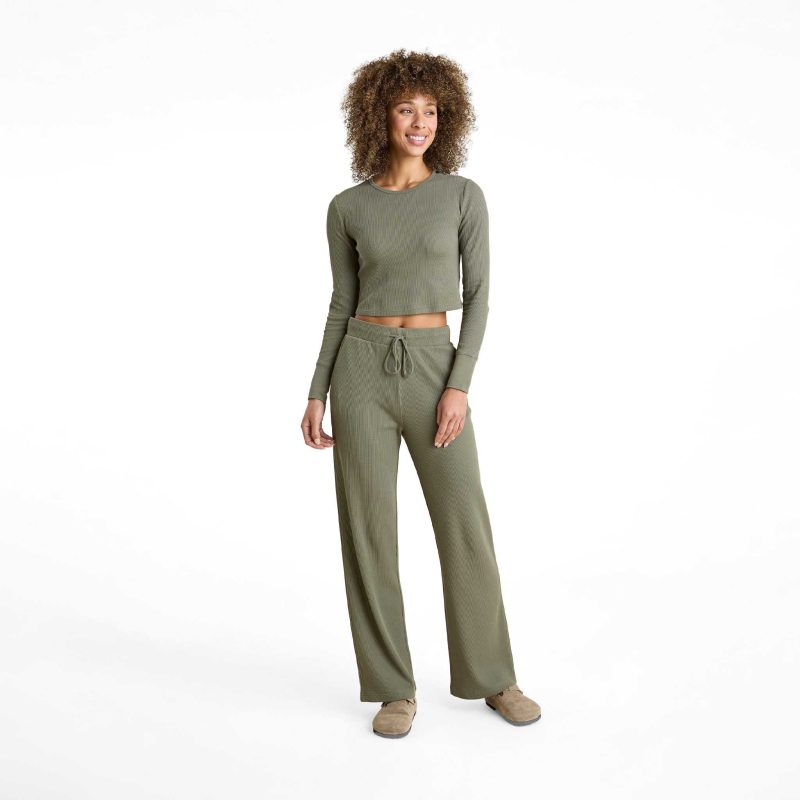 NUD761 WS 063 058 Waflle Lounge Set Dark Olive OM Front Crop 1 a446aa8b 6fb3 47f3 9a46 328b1a2a4b84