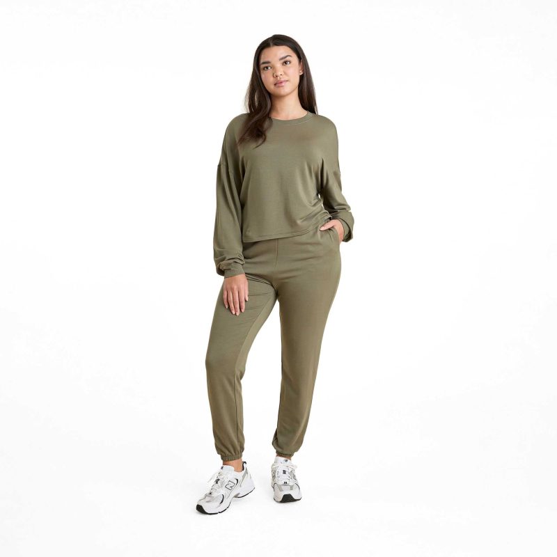 NUD765 WS 100 101 Modal Sweater Set Dark Olive OM Front Crop 1 e813dd1e 2b3d 498c 9594 db39dfb34460