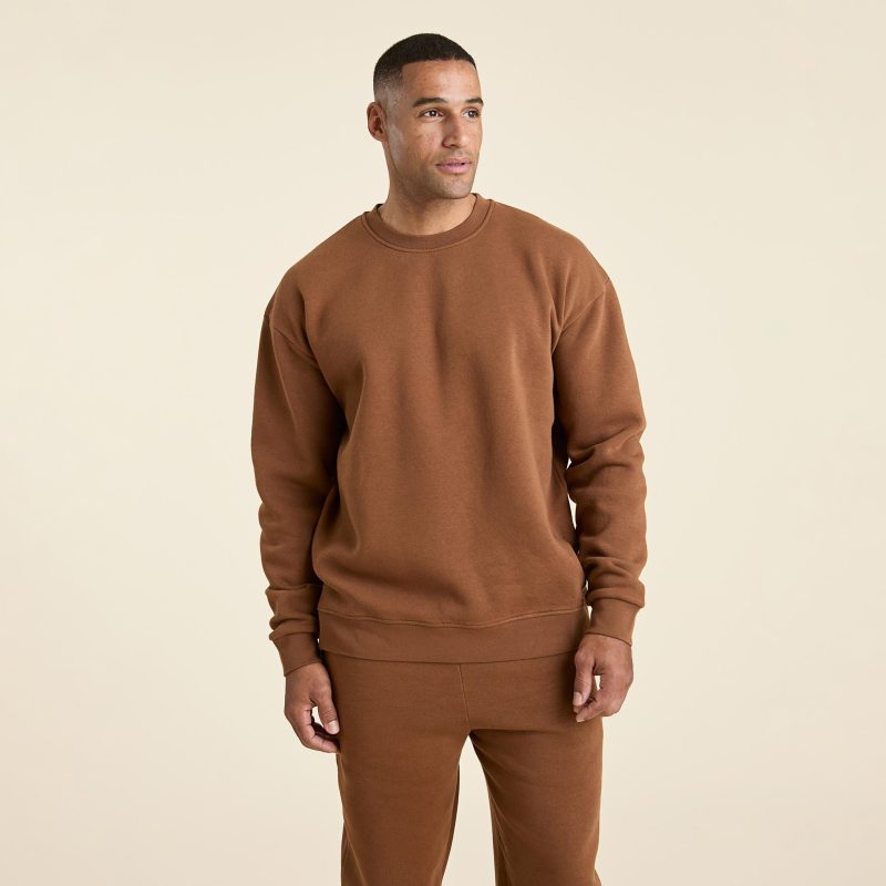 NUD792 M 011 Mens Crewneck Sweatshirt Chocolate OM Front Crop 1 ff9abf63 62a9 4a15 aae3 1944cceced75