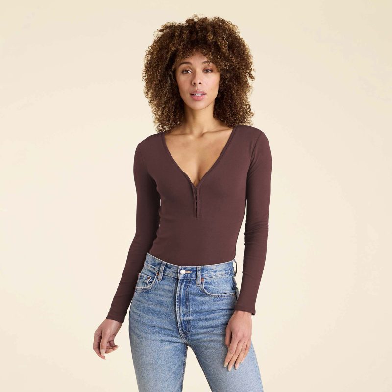 NUD863 W 128 Hook And Eye Bodysuit Coffee OM Front Crop 1 524ffaa0 40cb 420f 8577 ba01aa39532c