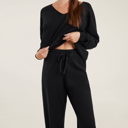 TNS155 W 049 Cozy Knit Wide Leg Pant Black OM Alt crop 1